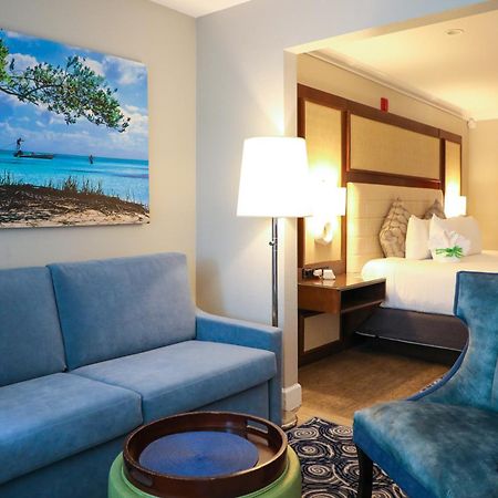 Almond Tree Inn - Adults Only Ки-Уэст Экстерьер фото