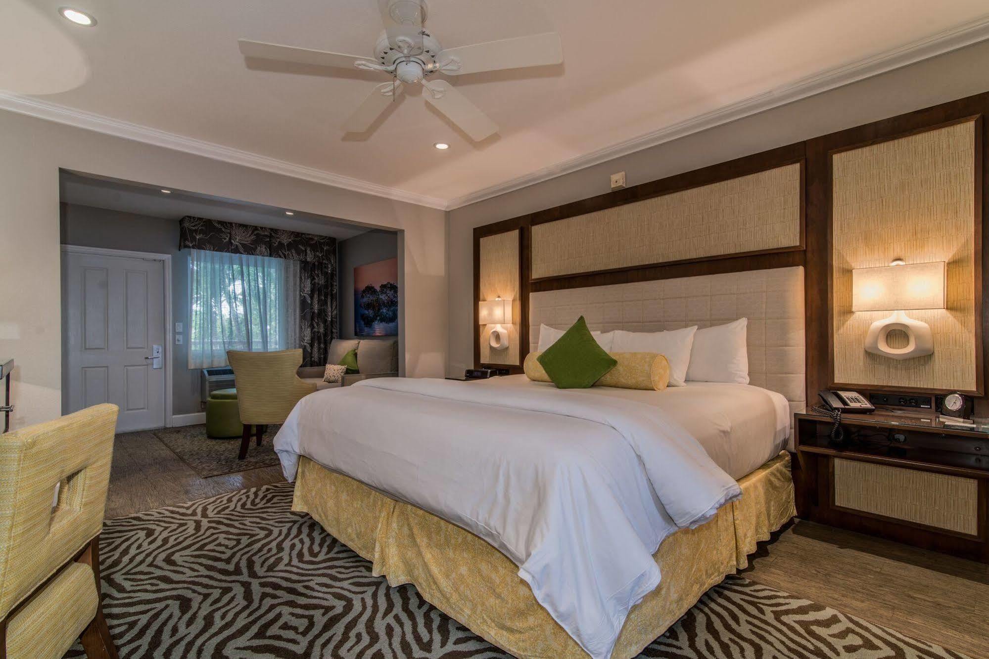 Almond Tree Inn - Adults Only Ки-Уэст Экстерьер фото