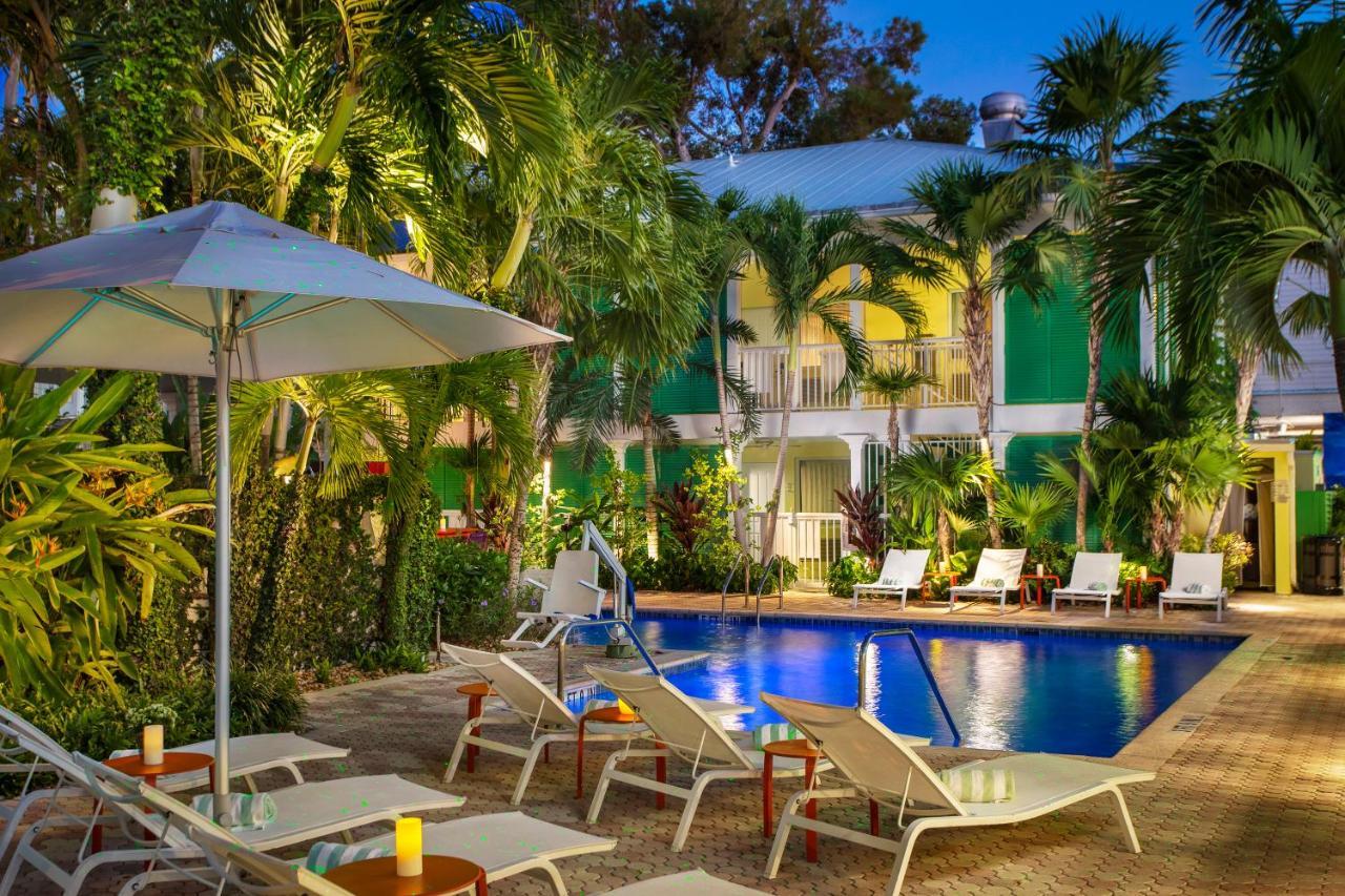 Almond Tree Inn - Adults Only Ки-Уэст Экстерьер фото